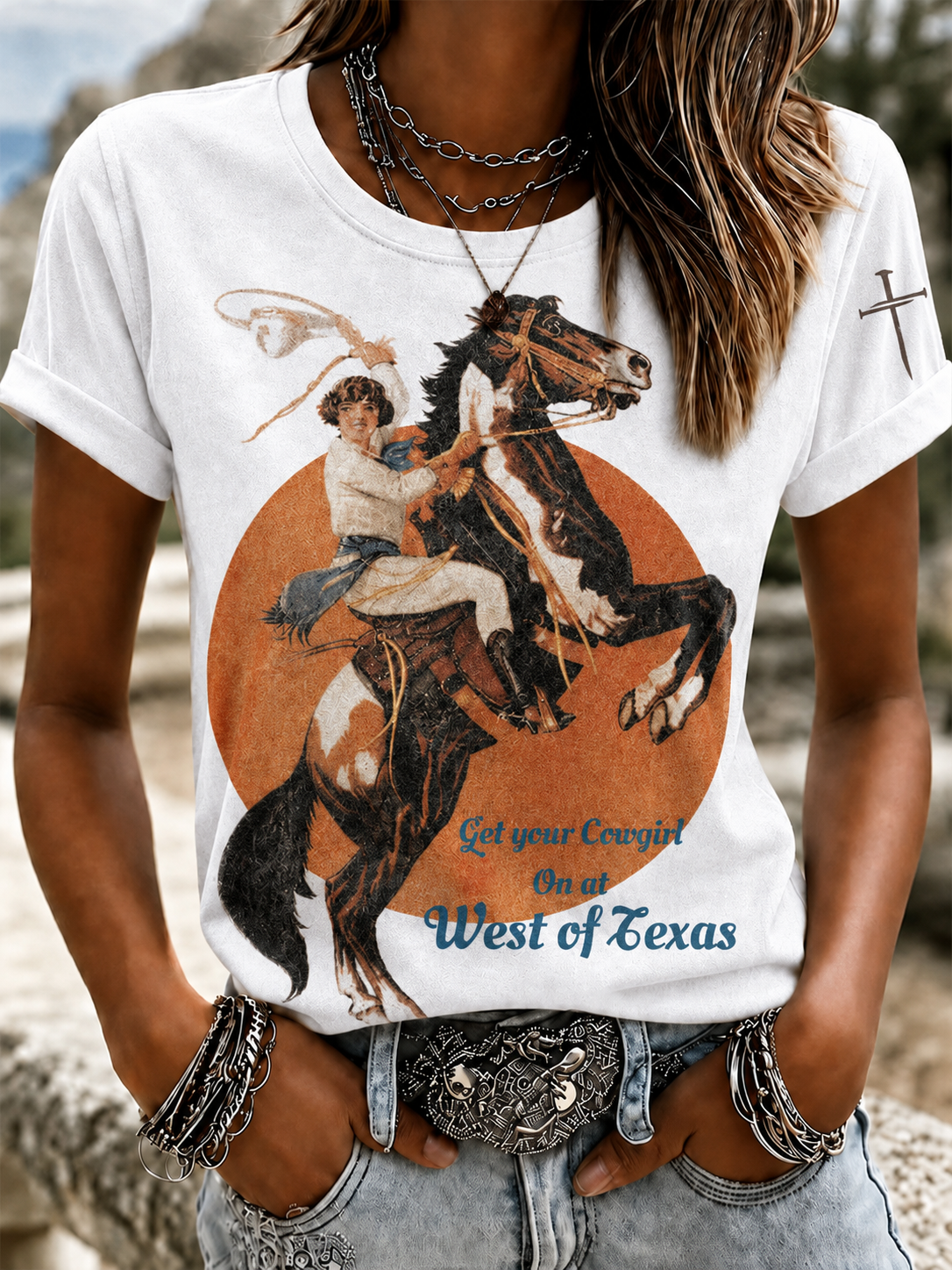 Retro Ethnic Floral Art Printed Round Neck Women's T-Shirt